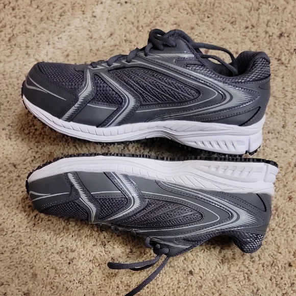 Fila Womens Running Sneakers Size 8.5 - Picture 3 of 5